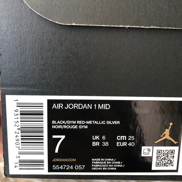 NIKE AIR JORDAN 1 MID SNEAKERS - Picture 9 of 9